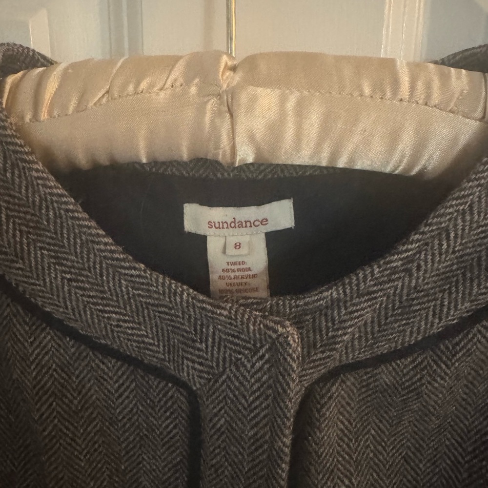 Sundance Wool Tweed Herringbone Velvet Beaded Trim Opera Jacket size 8